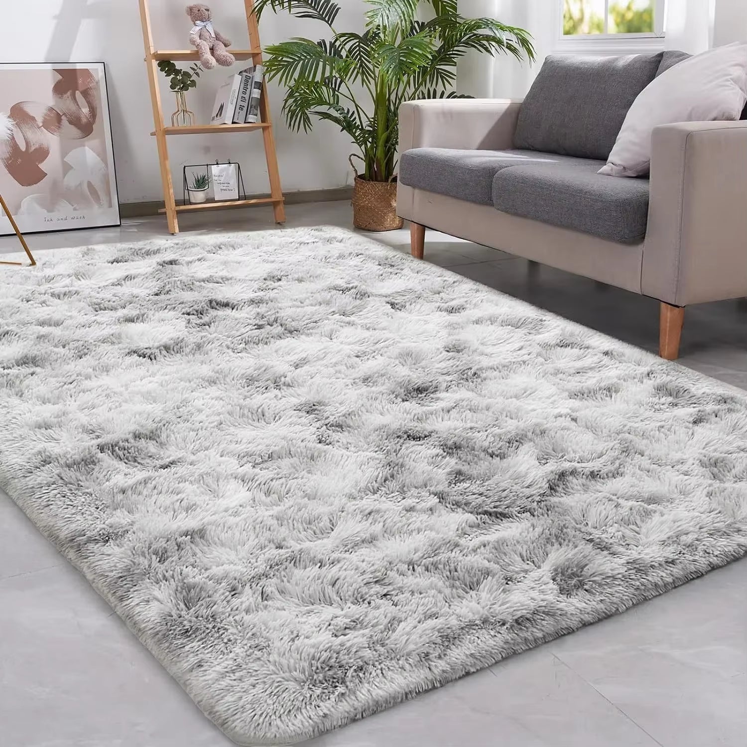 Plush Gray Velvet Carpet for Living Room and Bedroom - Soft, Fluffy Anti-Slip Area Rug for Home Decor and Children's Rooms